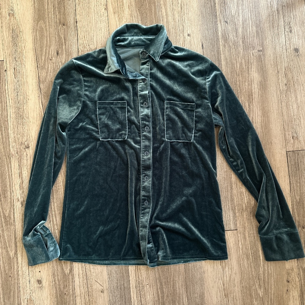 Vintage green velvet shirt